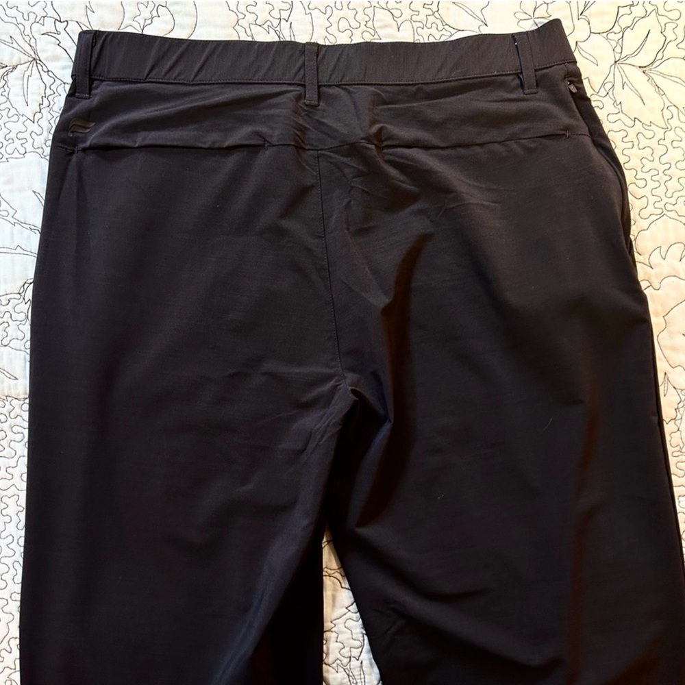 Fabletics The Only Pant Elevated Performance Pants Black 32x32 Men’s🧡 - Picture 10 of 12